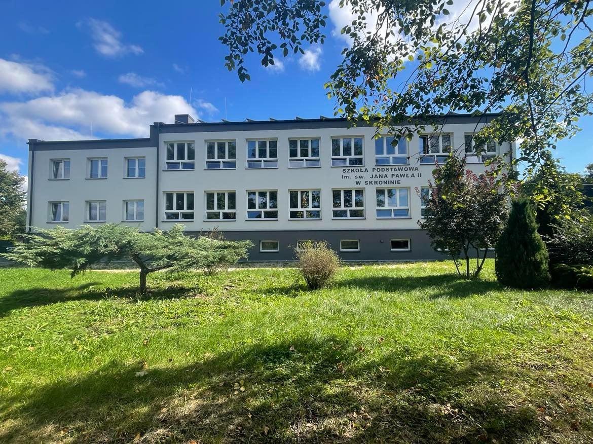 - szkola_skronina.jpg - szkola_skronina.jpg